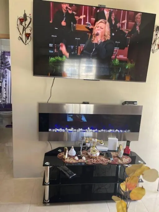 Cheerful Two-Bedroom 1Bath, Wifi, Air Conditioning Montego Bay 0*,